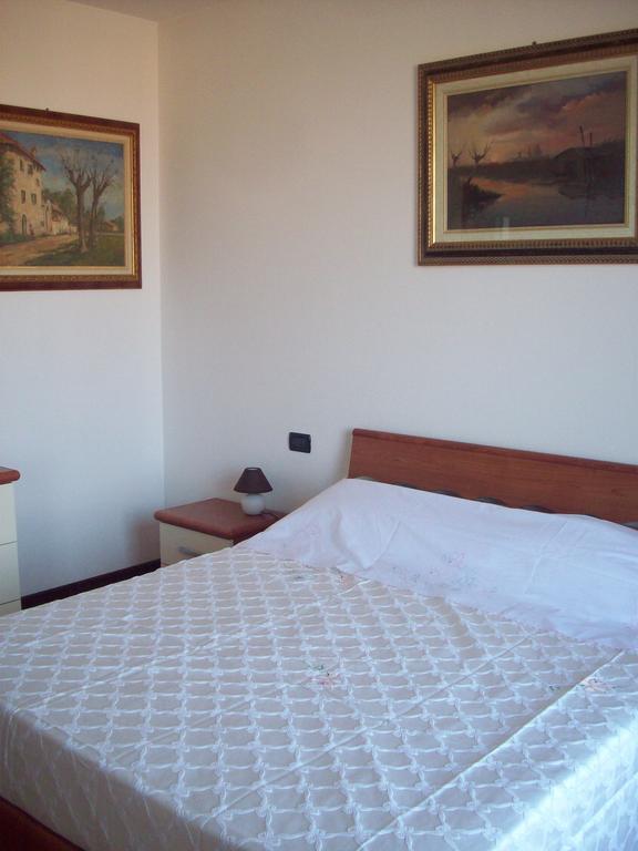 Al Calypso Bed & Breakfast Curtatone Екстериор снимка