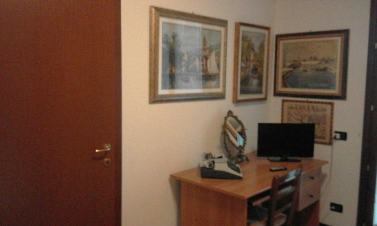 Al Calypso Bed & Breakfast Curtatone Екстериор снимка